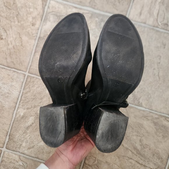 Black Fabianelli ankle boots - Picture 2 of 5